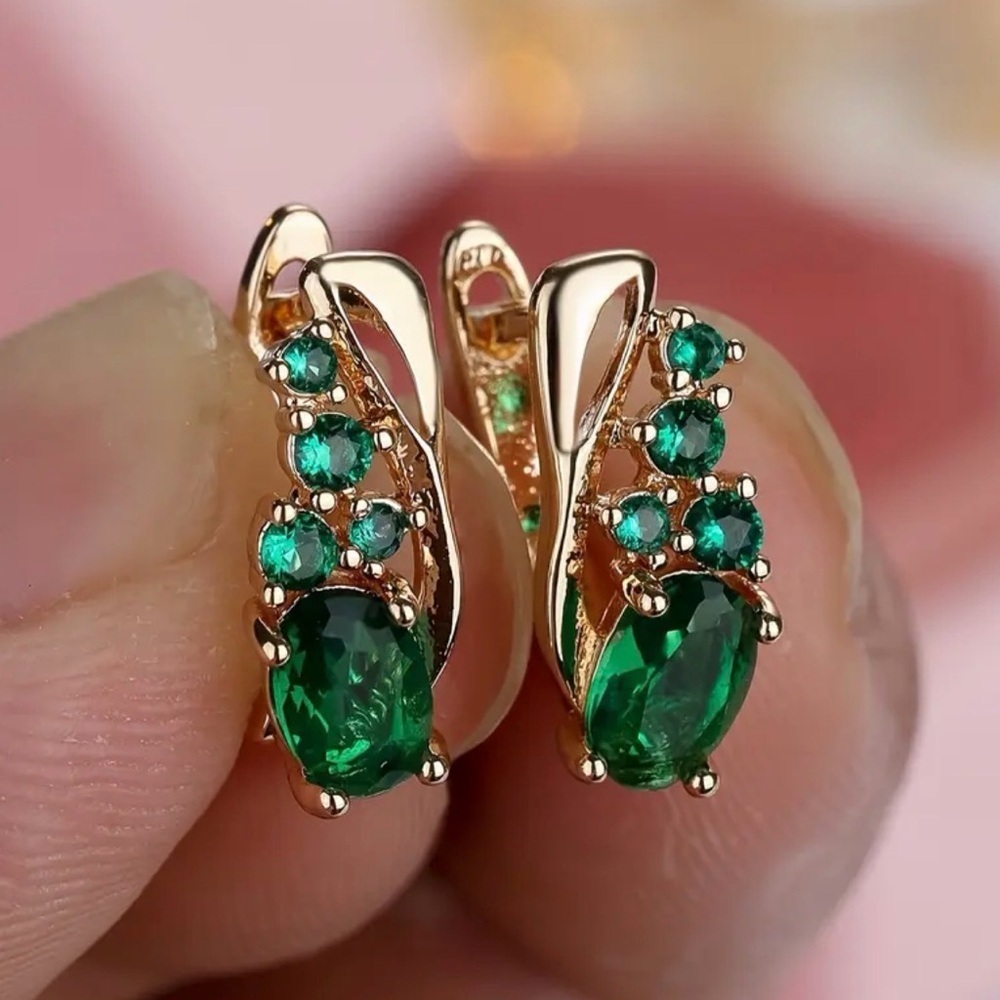 Gold and Emerald Earrings.